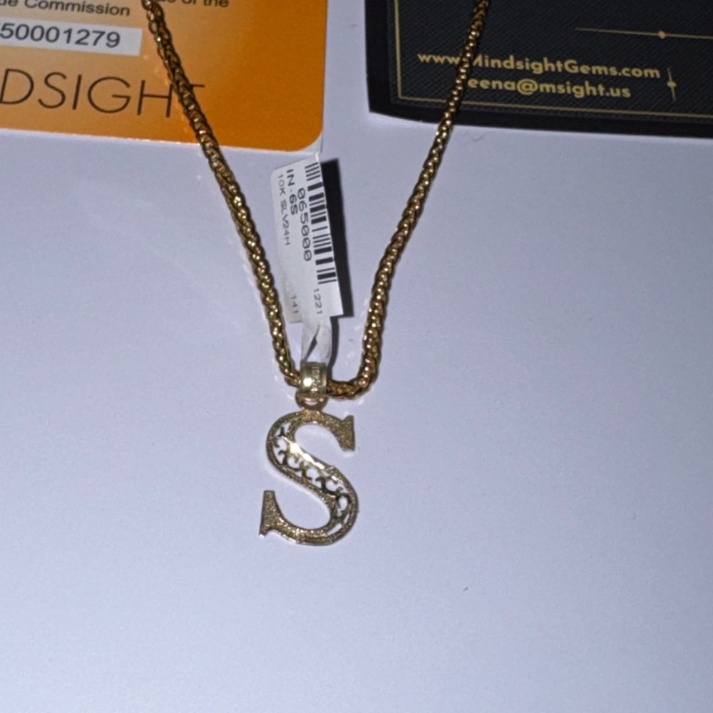 10K Solid Yellow Gold “S” Initial Diamond-Cut Pendant, FREE APPRAISAL Included - Picture 5 of 6